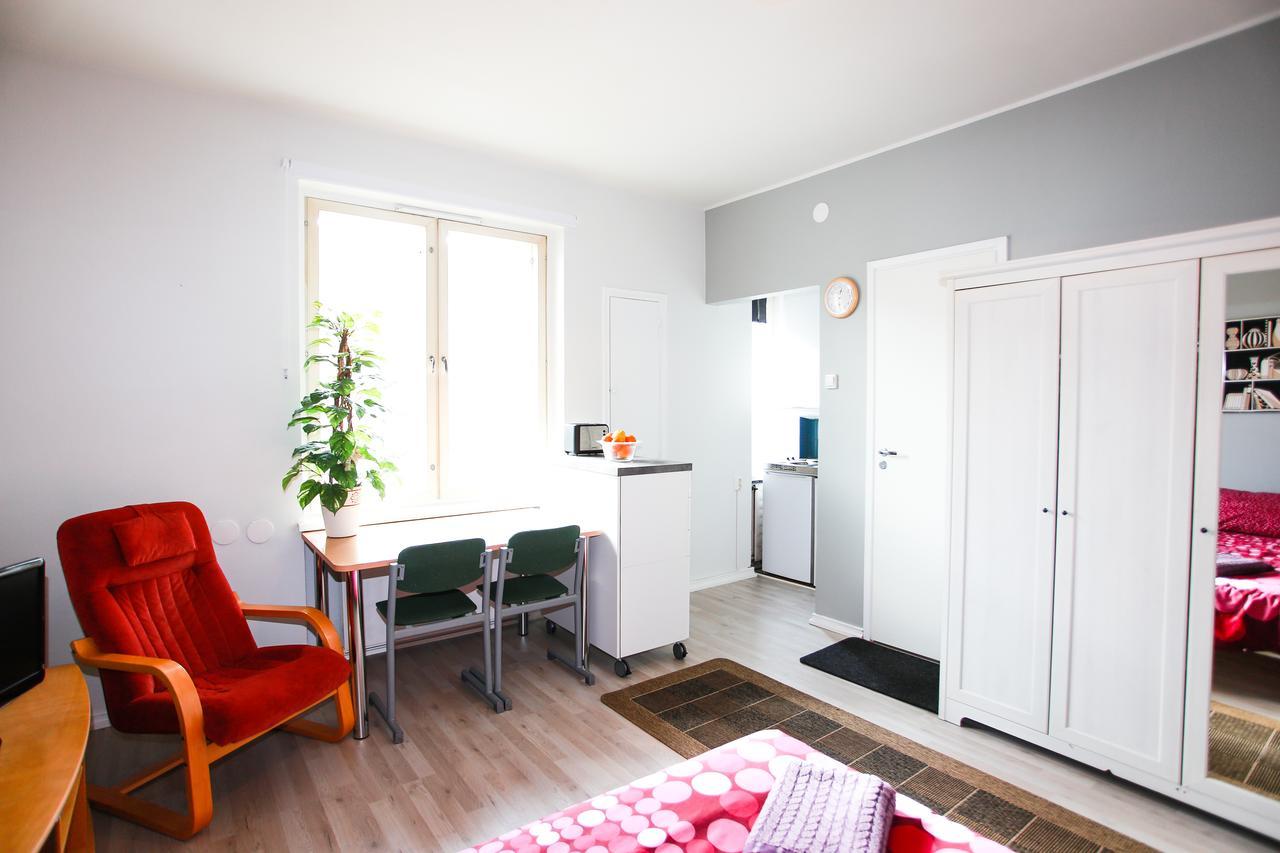 Cozy Studio Next To Bus Station Turku Kültér fotó